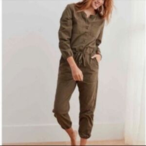 Aerie | Dark Olive Green Long Sleeve Button Front Jumpsuit Cinched Tie Waist Med
